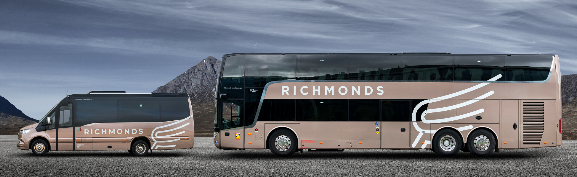 Richmond Coaches image